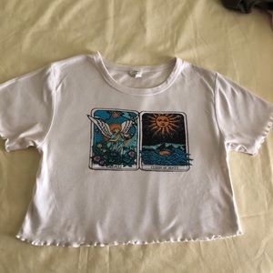 URBAN OUTFITTERS astrology crop size MED.